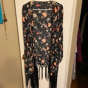 Torrid Long sleeved fringed kimono